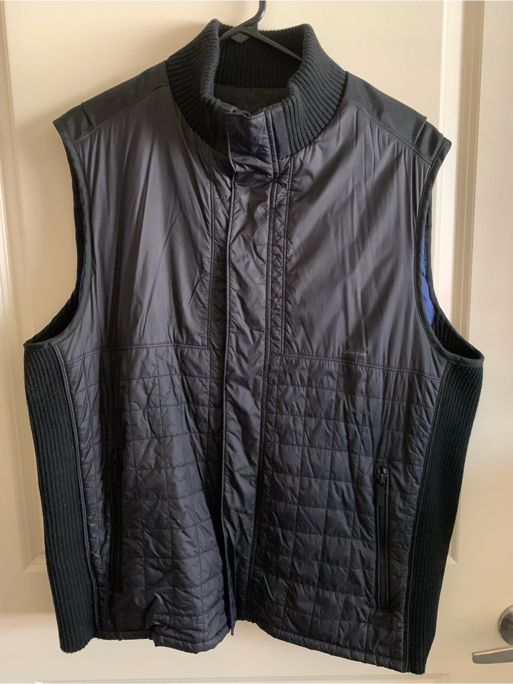 Calvin Klein Men's Quilted Black Zip-Up Vest